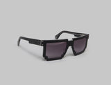 BLACK SUNGLASSES